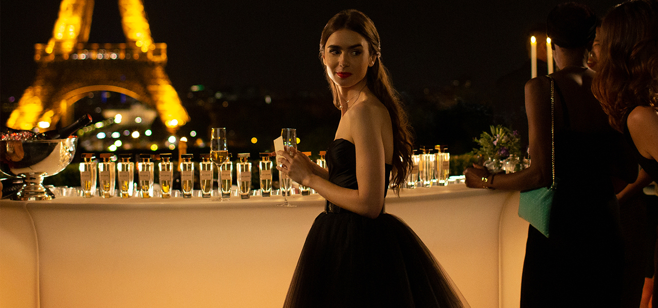 Deze 8 dingen uit Emily in Paris lijken precies op Sex and the City